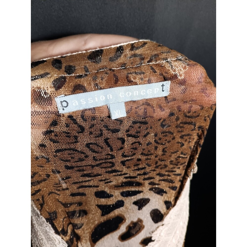 Passion Concept XL Leopard Print Lace Jeweled Long Sleeve Y2K Boho Festival Top - Picture 5 of 5